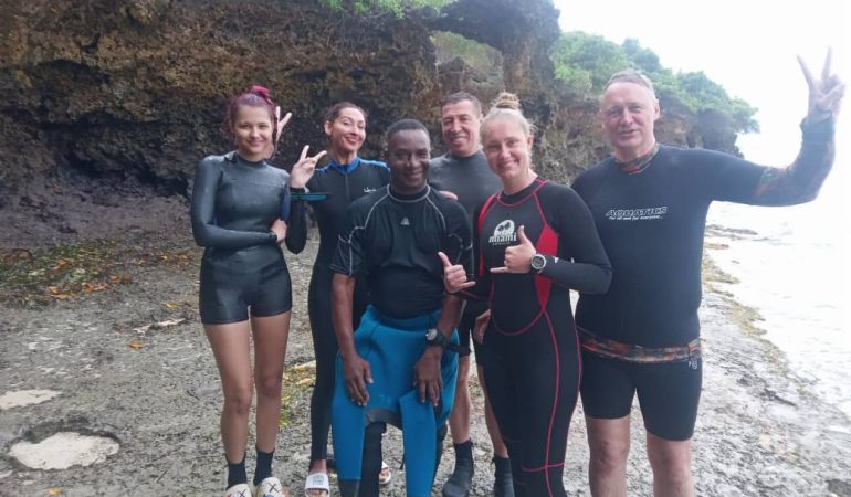 PADI ADVANCED OPEN WATER COURSE (2-3 DAYS)